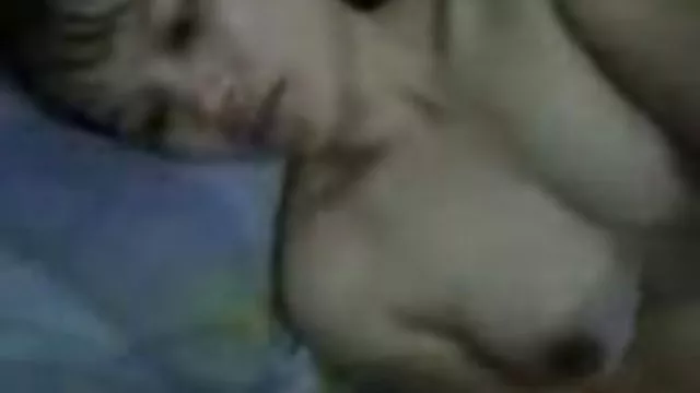 რუსი ქერა გულწრფელია ქუჩაში
