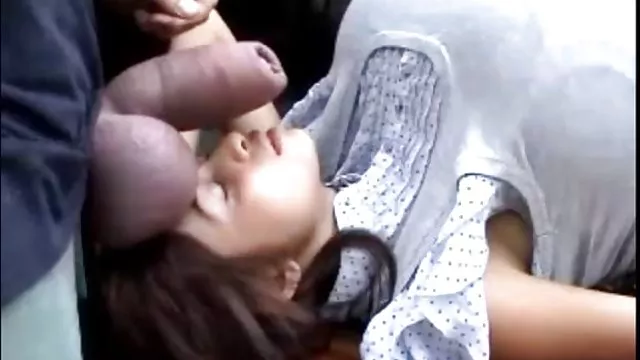გოგონები აღნიშნულ ბაკალავრულ წვეულებაზე ბარიში და სტრიპტიზში გაახარებენ