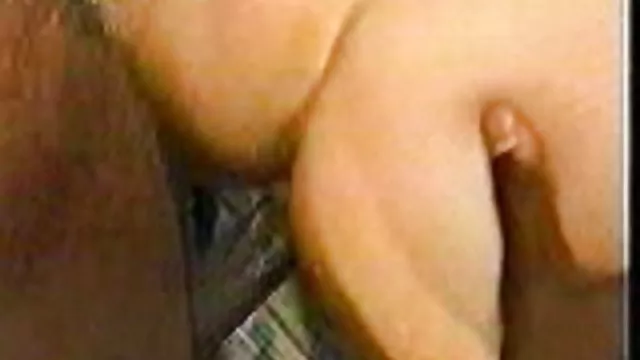 ლესბოსელი shaved pussies თვითმიზანი cunnilingus