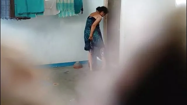 ვერონიკა პირში პირში მისი მეგობარი ბიჭის