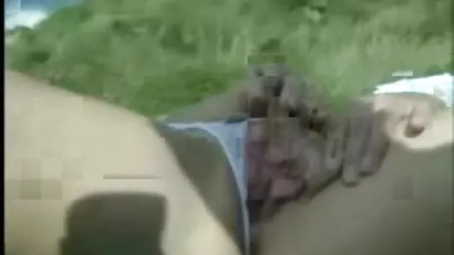 Hot bitch ერთად shaved pussy jumps on phallus რუსეთის ბიჭი