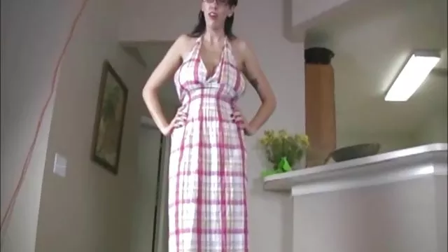 სექსი 18 წლის გოგონა და მისი ტკბილი პირში