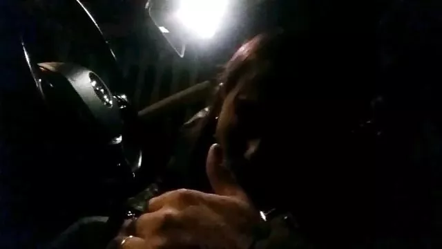 ლურჯი ვნებიანი სექსი ორი ახალგაზრდა ბიჭები