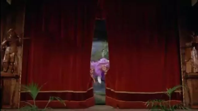 ლესბოსელი პატარა ძუძუები licked pussy