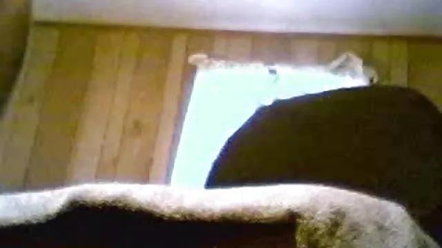 Nymphomaniac გვიჩვენებს მისი სველი panties