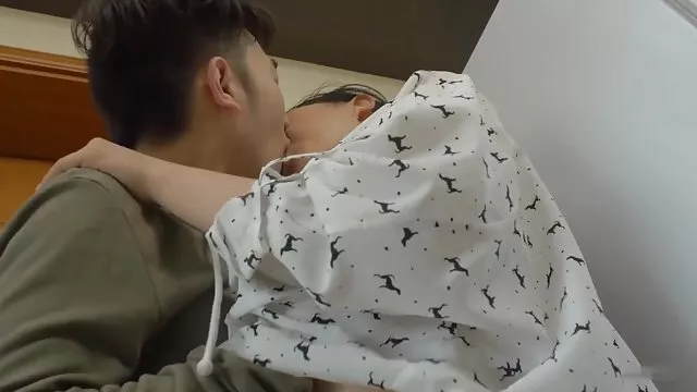 Redhead bitch მისცა lick საშოში და fucked