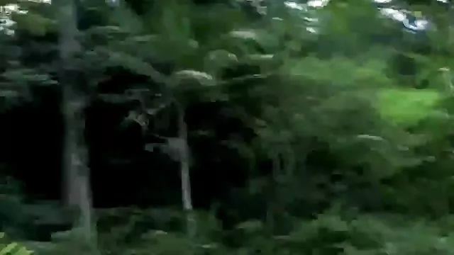 შვილი იტვირთება დედა pussy და fucks მისი კიბოს