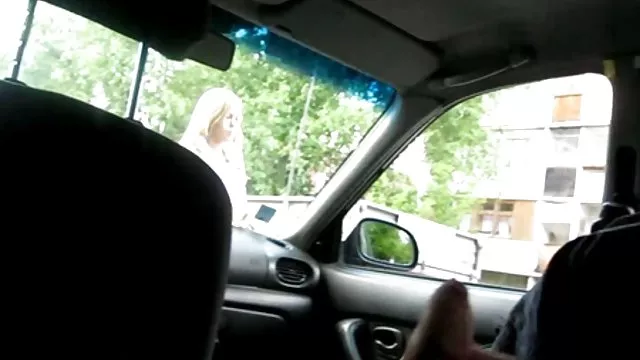 Guy იღებს პირველი პირის სქესით აზიაში