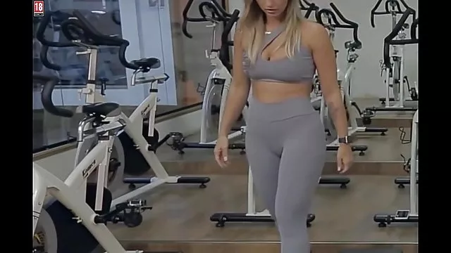 გამოცდილი fagot fucked ორი ახალგაზრდა ჰომოსექსუალები და ottoso fuck მათ