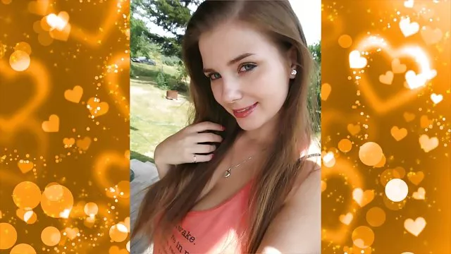 სუსტი გოგონა pantyhose masturbates ერთად ვიბრატორი