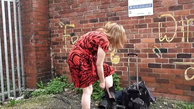 სუსტი ბინა nymphet fucking კაცი