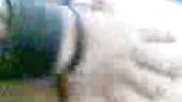 Bitch straddled მამაკაცის dick on სამზარეულოს მაგიდა
