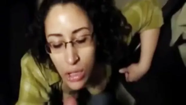 ცხელი chick fucks კოლეგას საგარდერობო