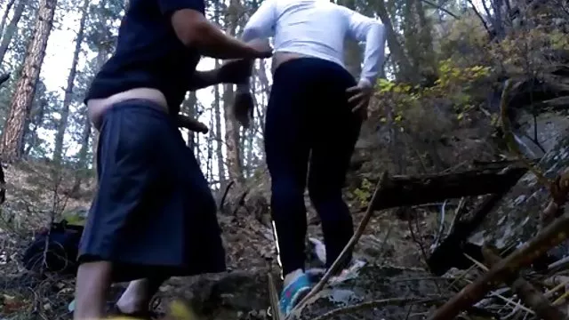 ქმარი უყურებს, როგორც მისი მეუღლე იღებს assed in ass და იღებს აღფრთოვანებული